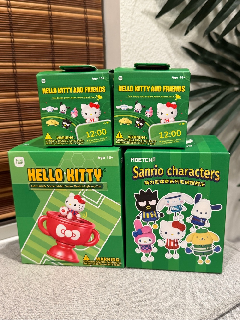 🆕 4 Hello Kitty & Friends Blind Boxes